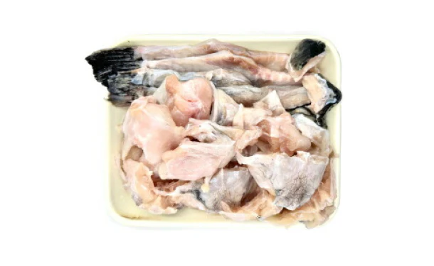 国産「とらふぐのあら」1kg（4〜5匹分） - Image 2
