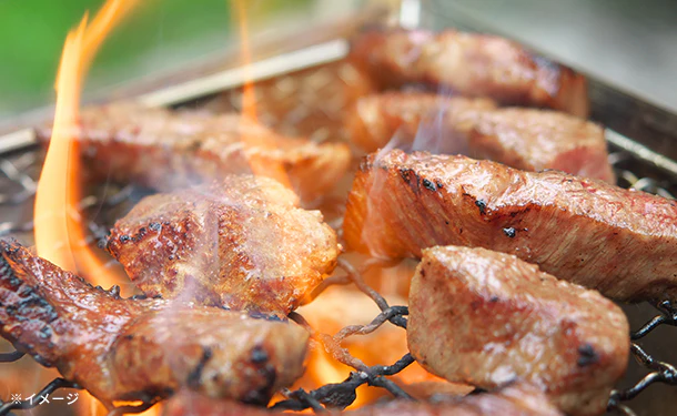 国産「黒毛和牛 不揃い焼肉」300g×3パック - Image 3