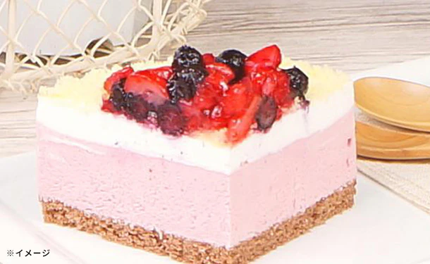 「いちごのムースケーキ 5号」 - Image 4