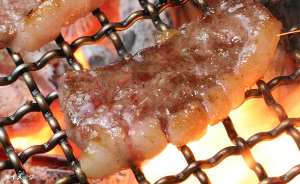「黒毛和牛モモ肉  タレ付き」500g - Image 2