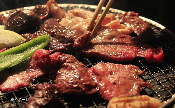 「国産黒毛和牛A5等級 肩ロース 焼肉用」500g - Image 4