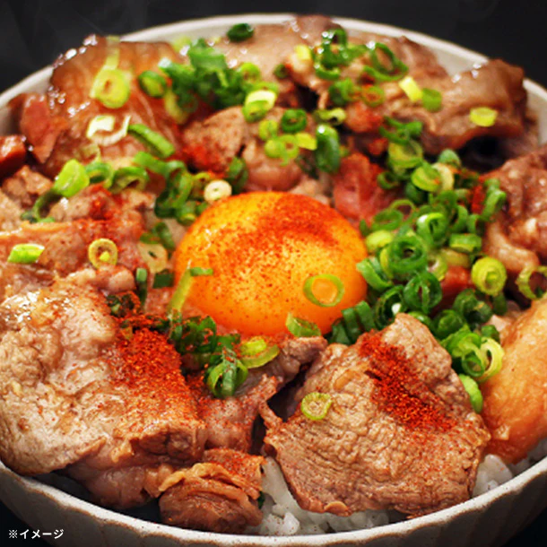 大阪王将「牛すじ煮込み（醤油味・みそ味）」2袋入り - Image 2