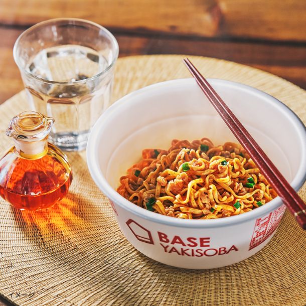 BASE FOOD「BASE YAKISOBA 旨辛まぜそば」 - Image 4